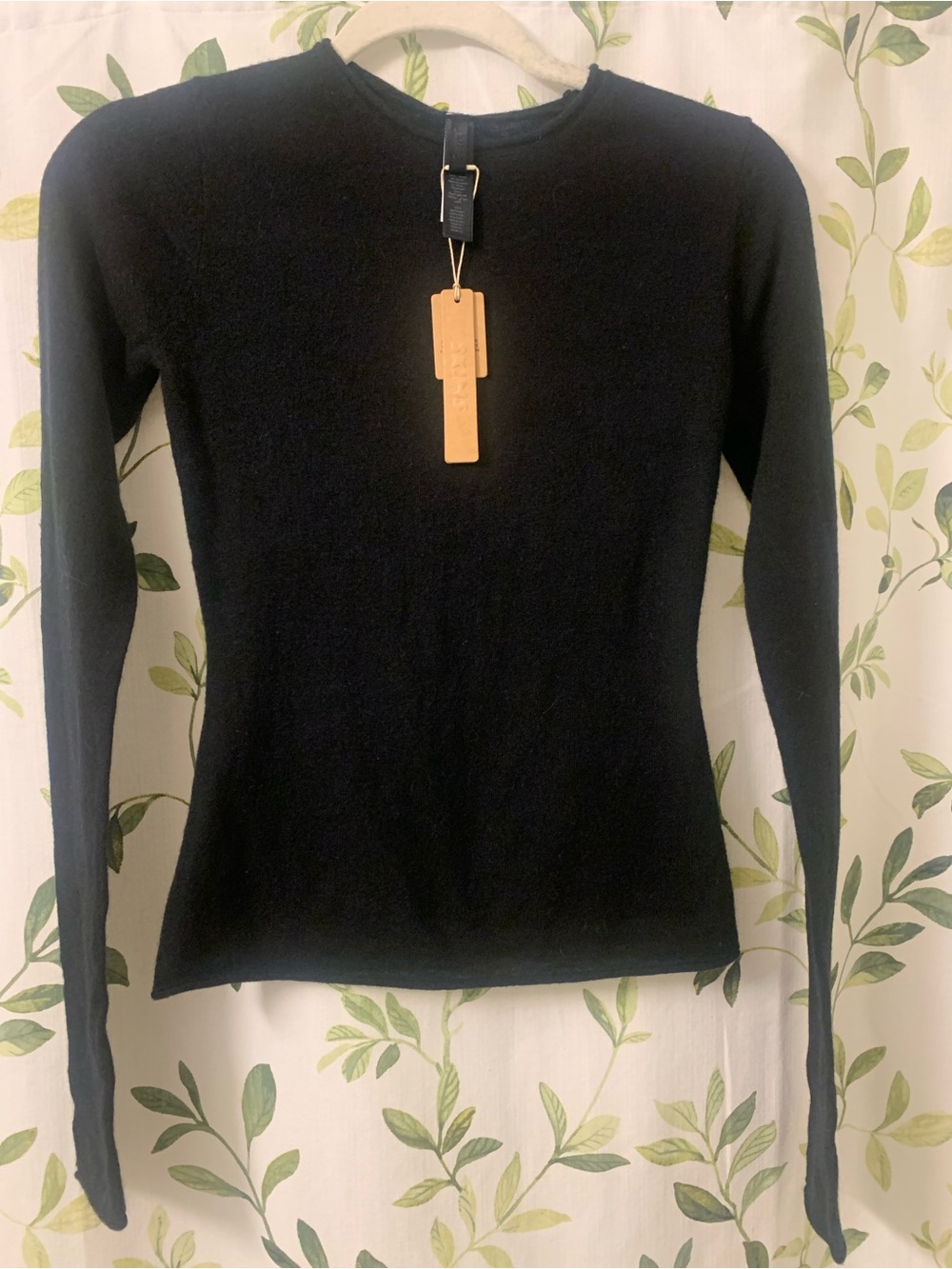 SKIMS CASHMERE Onyx Featherweight Long Sleeve Top BNWT XXS MSRP $168.00